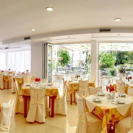 Sun 3* Κολύμπια