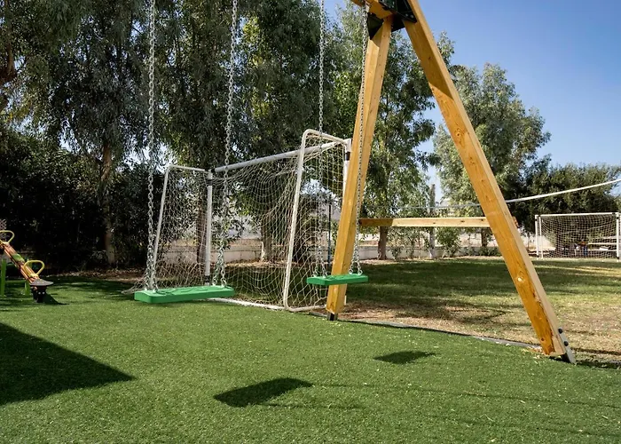 克林比亚骄阳酒店 3* 科林比亚